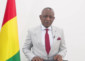 Le Président Doumbouya préside un conseil des ministres exceptionnel, élargi aux membres du CNRD