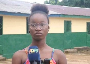 Marie Viviane Veny Monenou, première régionale au BEPC 2025 à Kindia